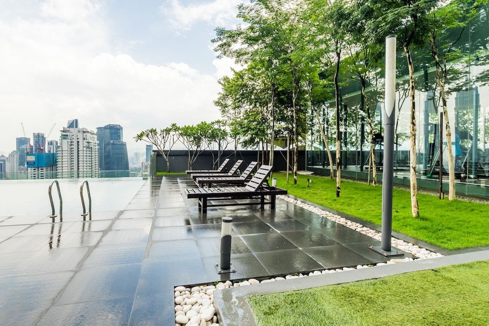 Sundeck