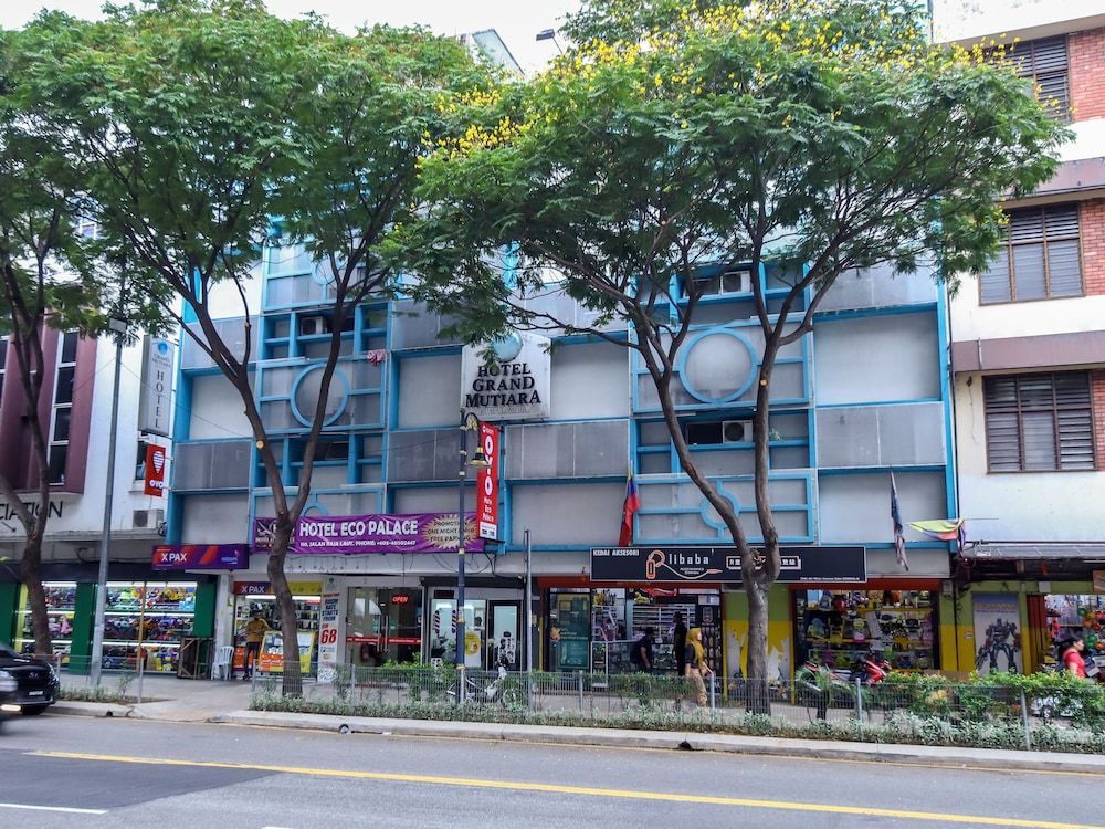 undefined OYO 89571 Eco Palace Hotel 8