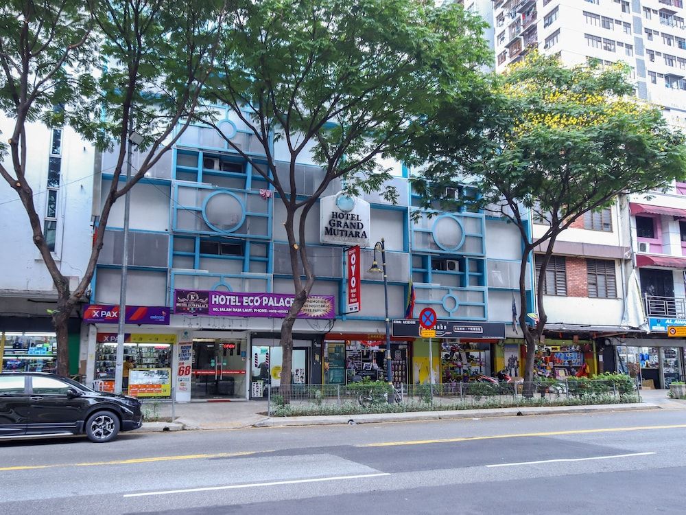 undefined OYO 89571 Eco Palace Hotel 7