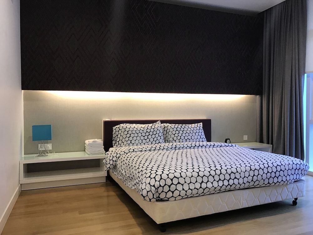 undefined LUMA At Platinum Suite 10