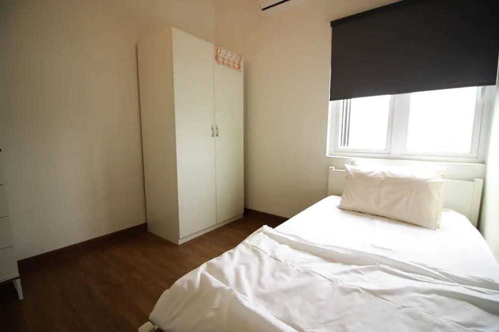 undefined Sentrio Pandan 4