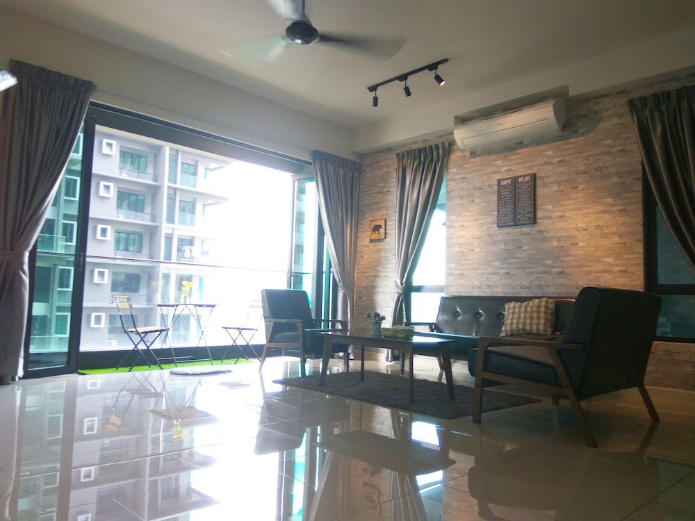 The Reach Condo, 3 Bedrooms 12