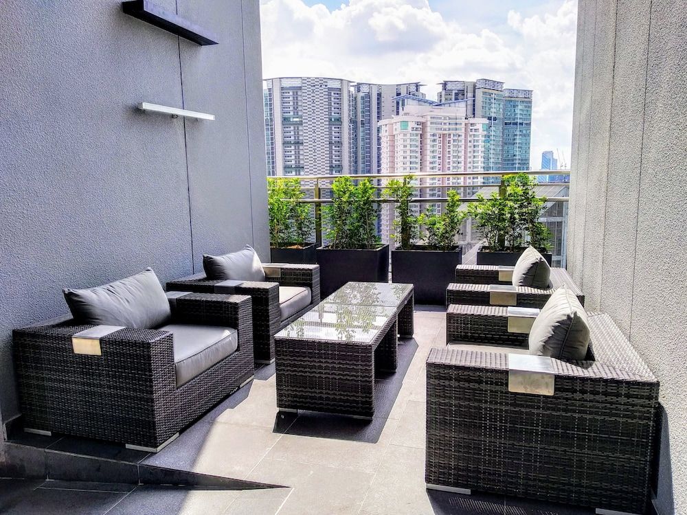 undefined Expressionz Professional Suites by iHost Homes 6