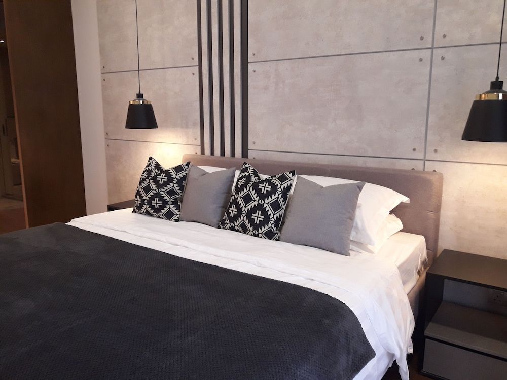 undefined 7Stonez Anggun Suites