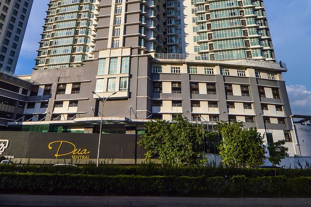 undefined OYO Home 527 Lavish 2BR Dua Sentral 3