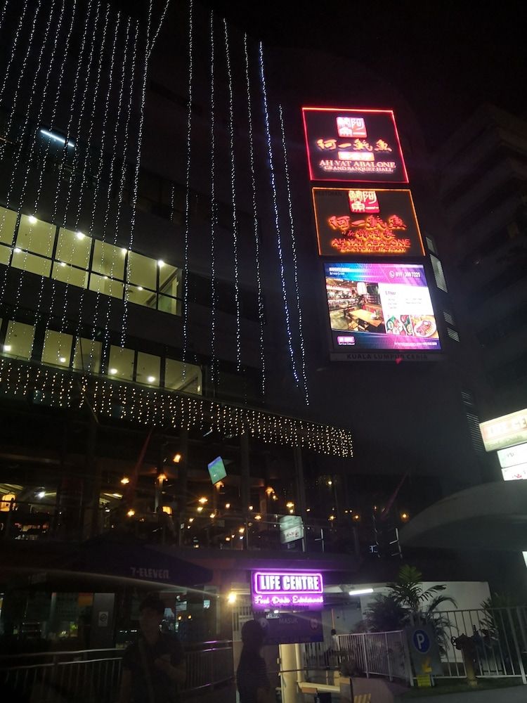 undefined Apex Pearl Suilt 9