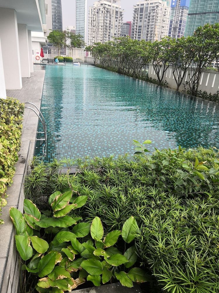 undefined Apex Pearl Suilt 7