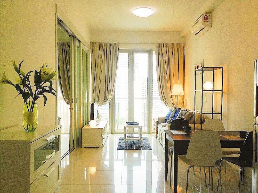 undefined Elysees Suite Marc Residence KLCC