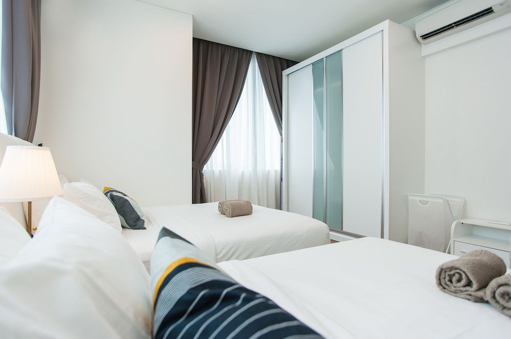 undefined S3 Beautiful 2 Beds Suite - KLCC - KL Tower - WIFI 9