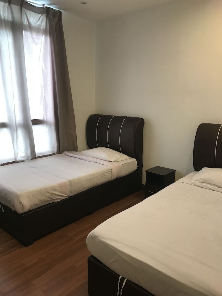 undefined KL Taragon Apartment 7