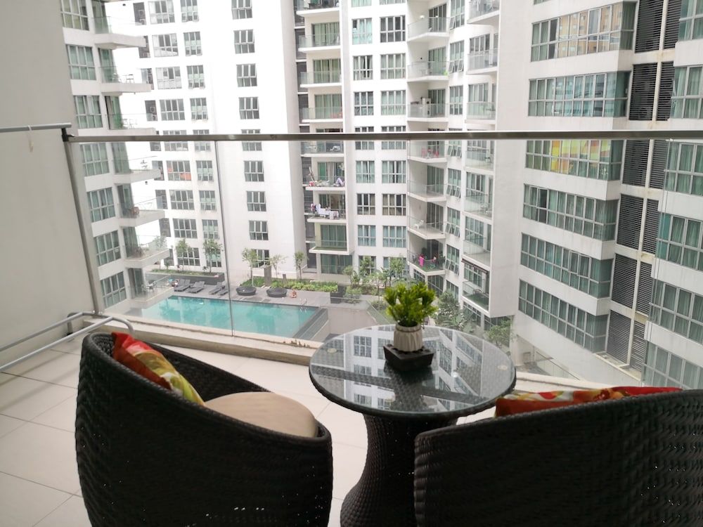 The Regalia Residences & Suites KLCC Family Apartment, 2 Bedrooms, Accessible, Garden View 20