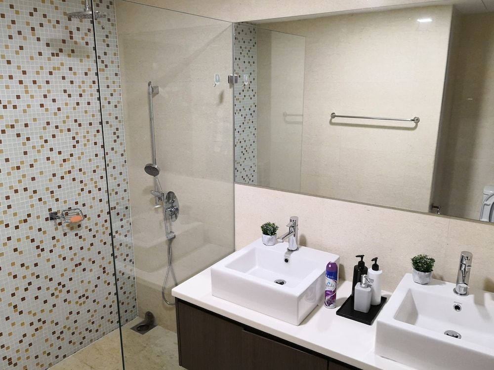 The Regalia Residences & Suites KLCC Family Apartment, 2 Bedrooms, Accessible, Garden View 32