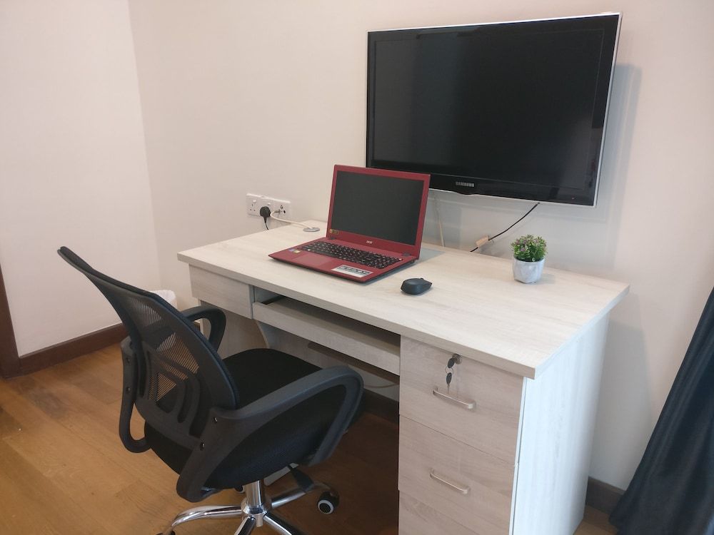 The Regalia Residences & Suites KLCC Family Apartment, 2 Bedrooms, Accessible, Garden View 27