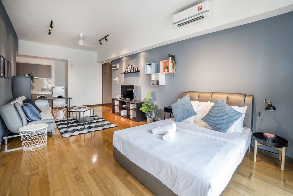 undefined Regalia Residence by Cobnb 9