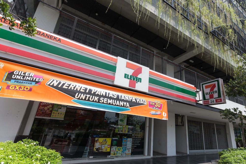 undefined Flexus Signature by Luxury Suites Asia 8