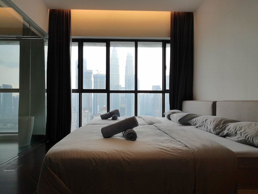 Setia Sky by Urban Homes 3R3B (Premium) 2