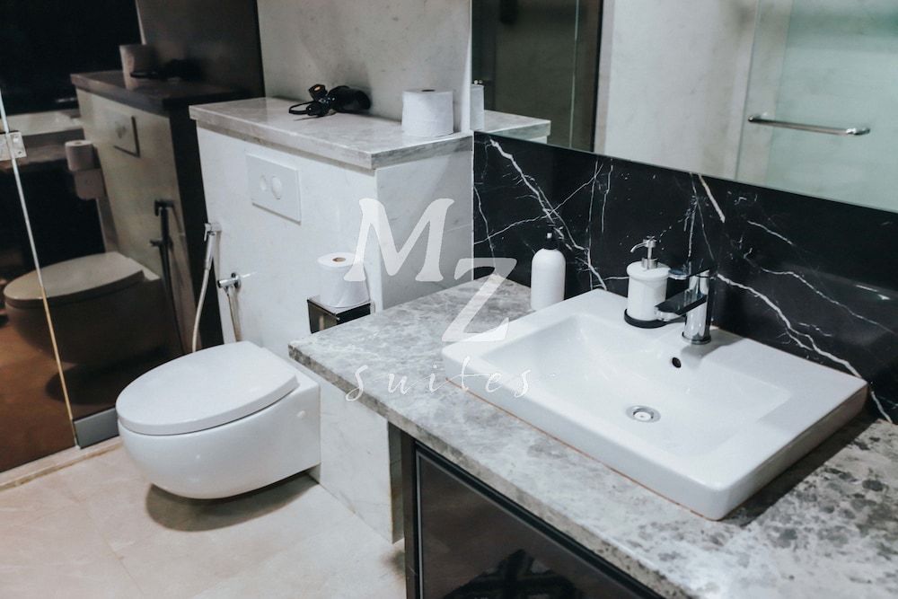 undefined MZ Suite at The Face Platinum Suites 8