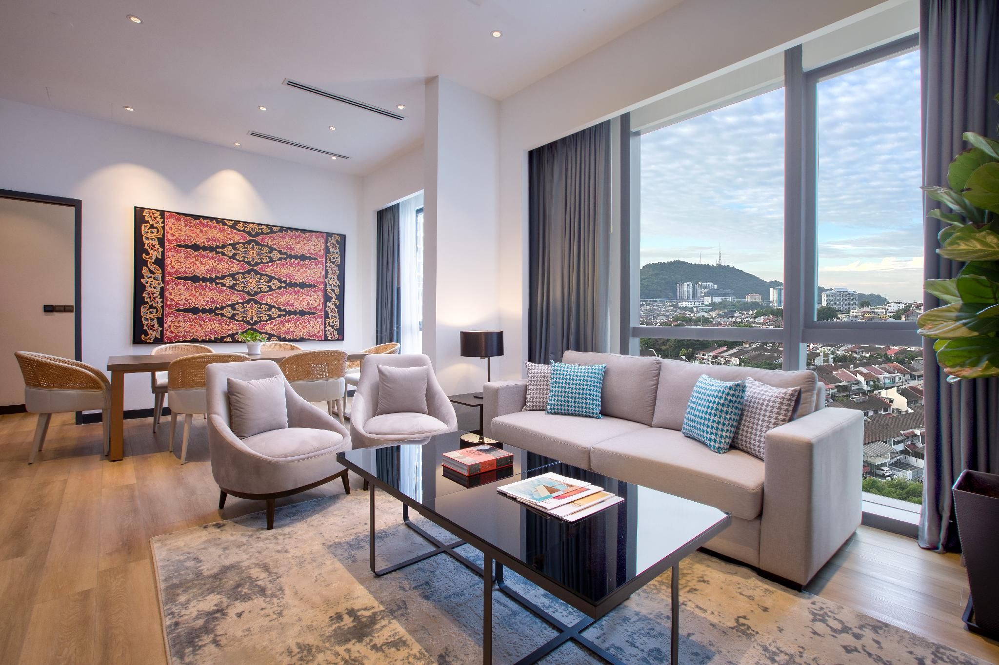 THE TOWNHOUSE 4 ADULTS