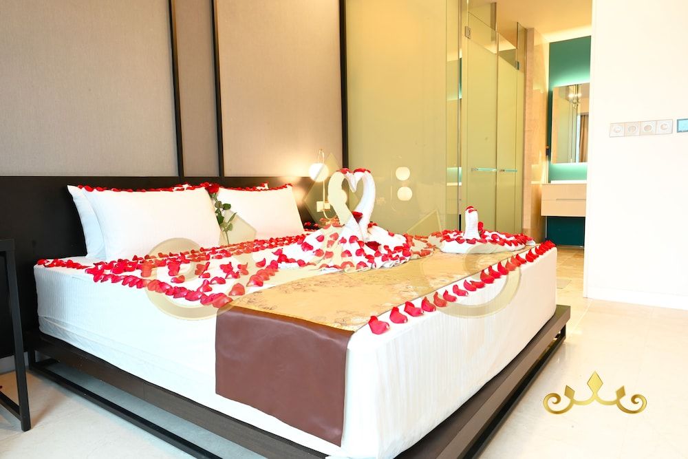 Luxury One-Bedroom KLCC View Suite