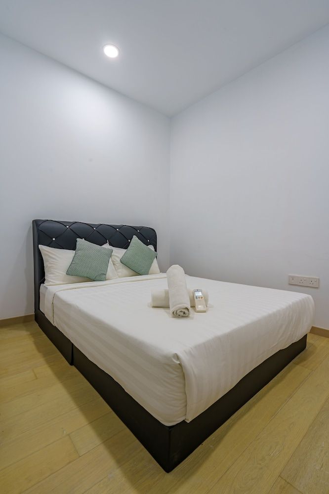 undefined Eaton Residence KLCC 3