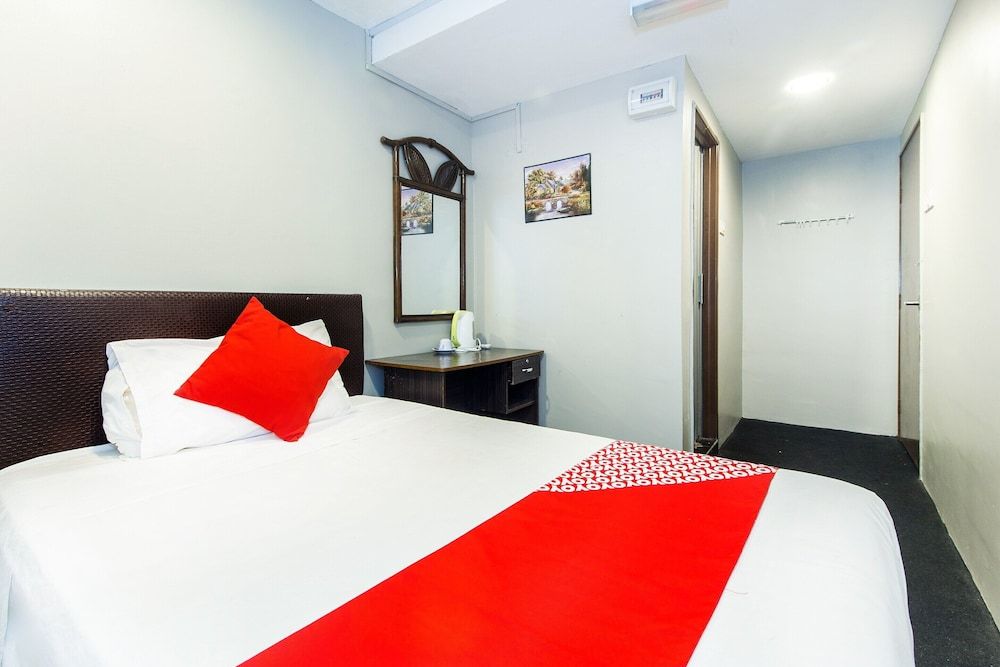 OYO 90693 Sri Rampai Hotel Superior Double Room