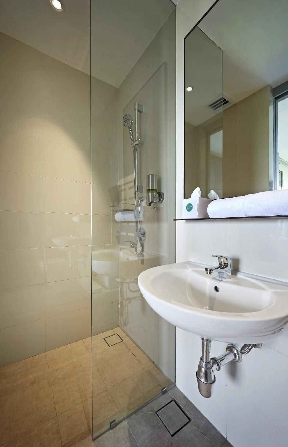 undefined Komune Living & Wellness in the Park 9