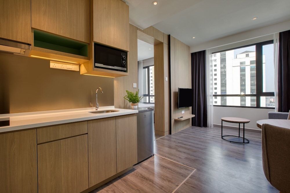 Komune Living & Wellness in the Park One Bedroom Deluxe 3