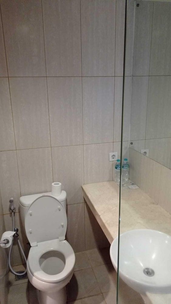 Liberta Hotel Kemang Standard Double Room, 1 Double Bed, Non Smoking 3