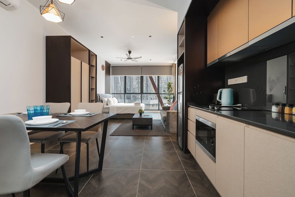undefined Scarletz KLCC Apartments By Soulasia 5