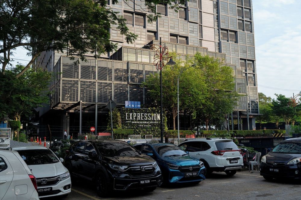 undefined EXPRESSIONZ KLCC BY MANA-MANA 7