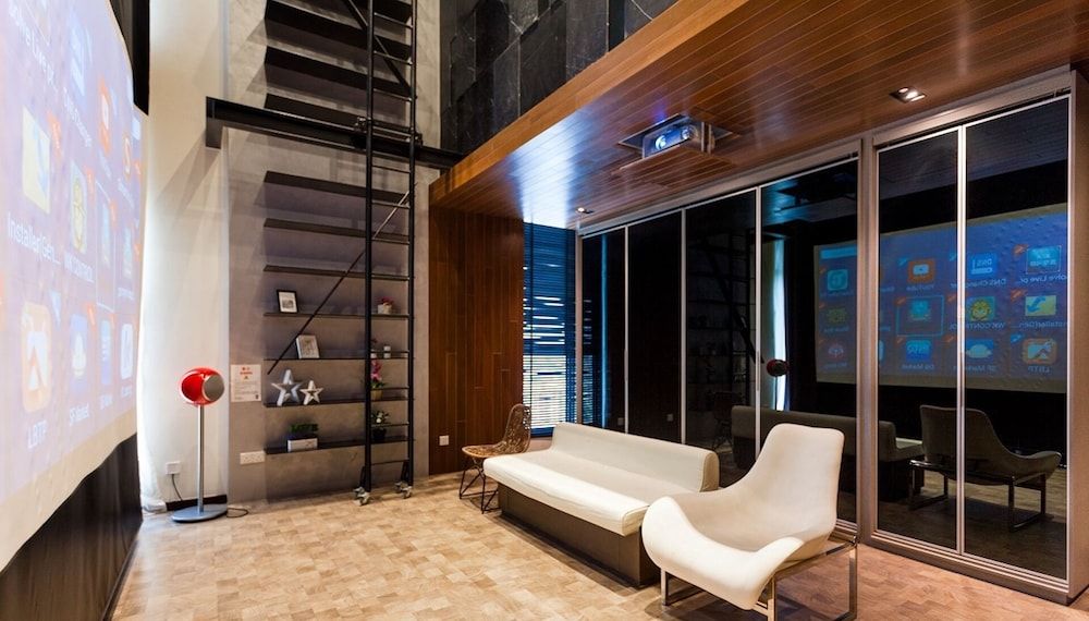 undefined EXPRESSIONZ KLCC BY MANA-MANA