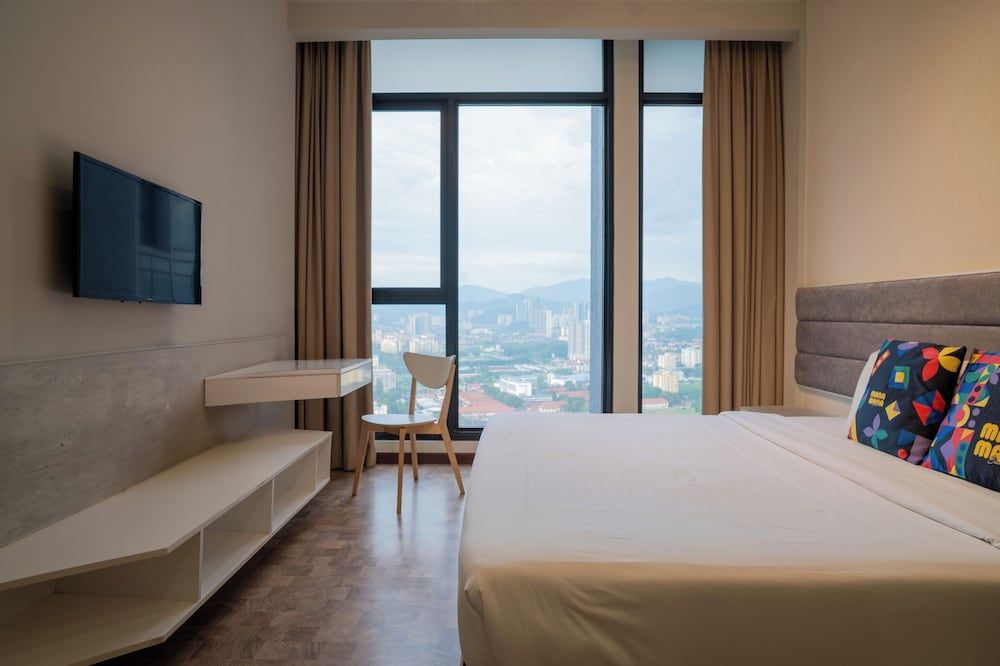 undefined EXPRESSIONZ KLCC BY MANA-MANA 2