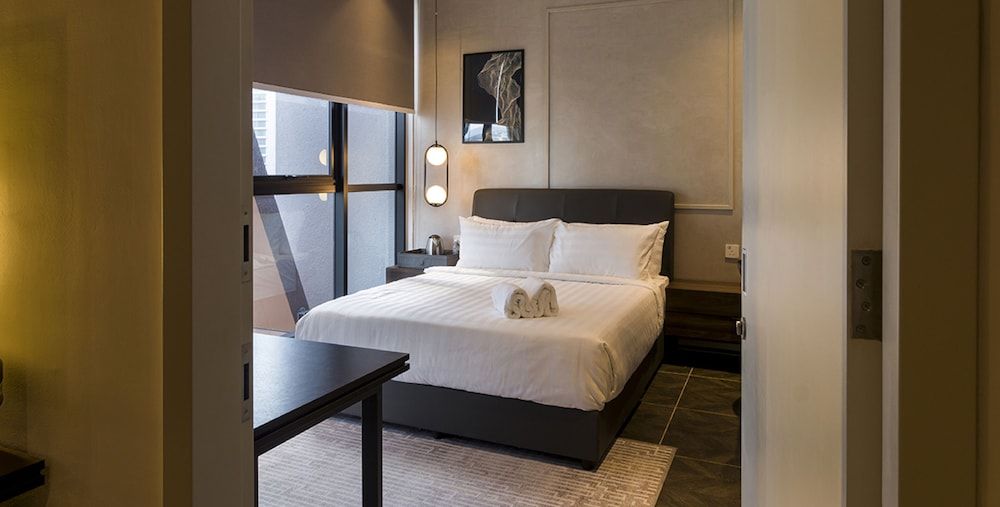 undefined Scarletz Suites by Five senses 8