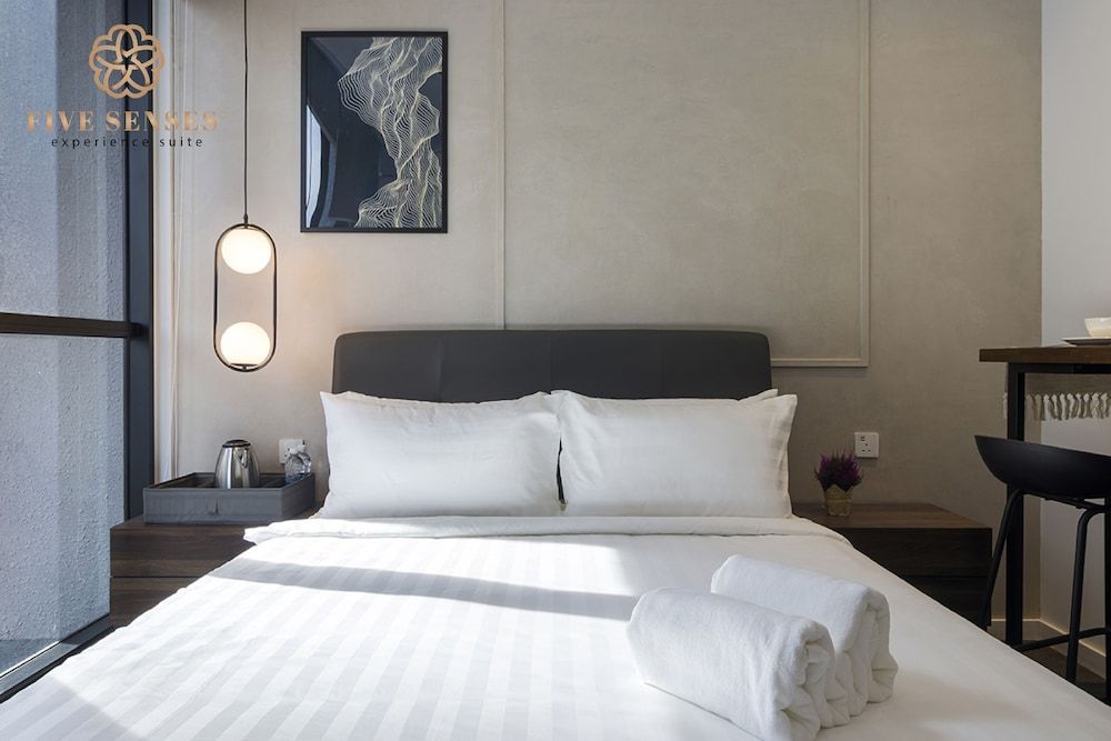 undefined Scarletz Suites by Five senses 2