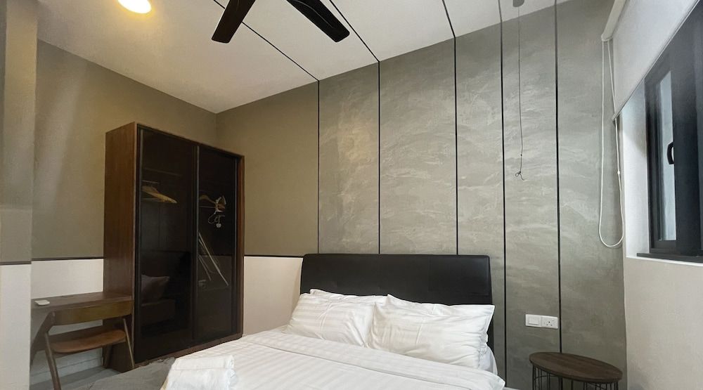 undefined Chambers Residence, Sunway Putra Mall 10