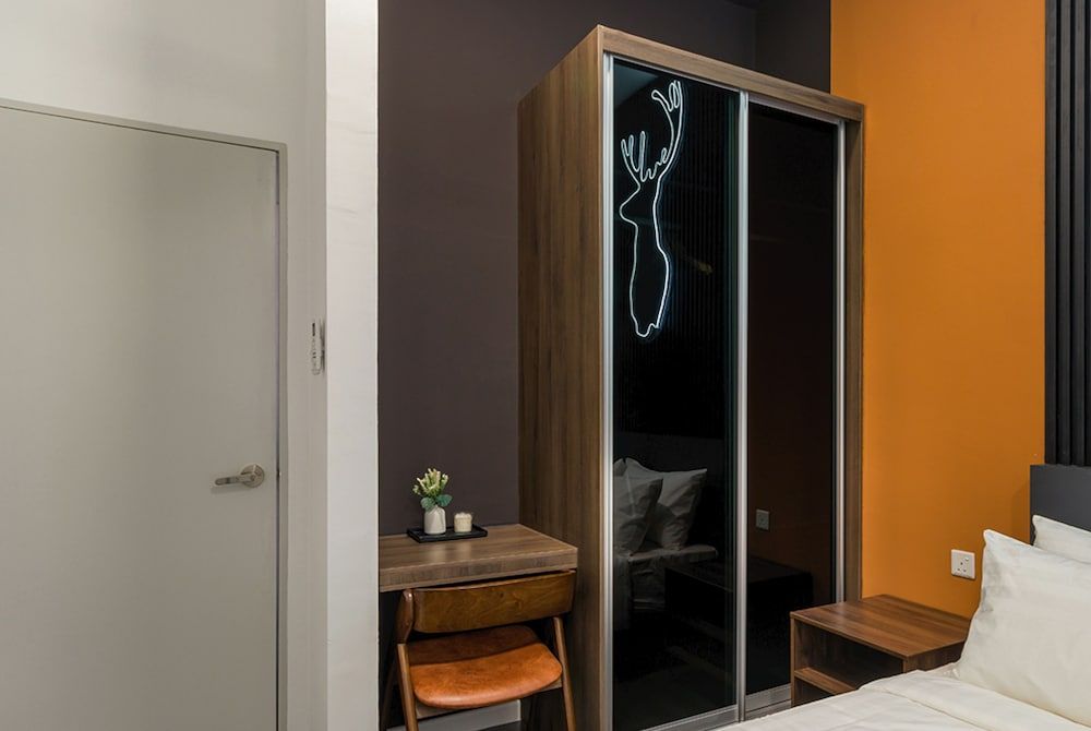 undefined Chambers Residence, Sunway Putra Mall 10