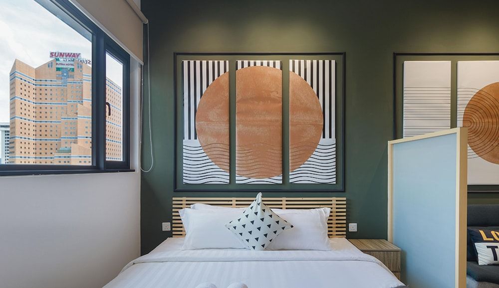 Chambers Residence, Sunway Putra Mall Signature Studio