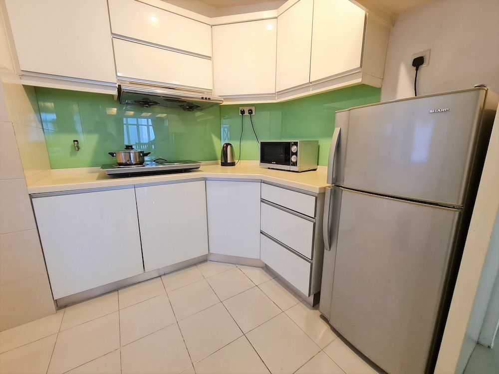 Duta Hotel & Residence by Sarahs Lodge City Apartment 4