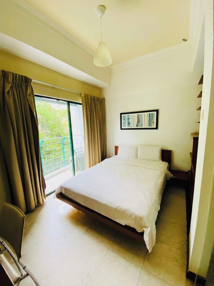 Peninsula Residents All Suite Basic Double or Twin Room 5