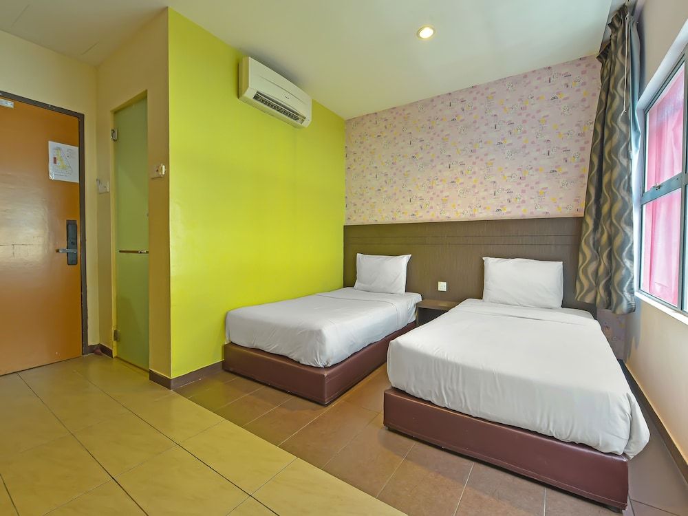 undefined Capital O 90788 New Hotel 33 Permaisuri 3