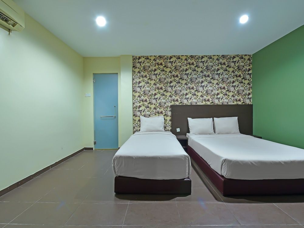undefined Capital O 90788 New Hotel 33 Permaisuri 9