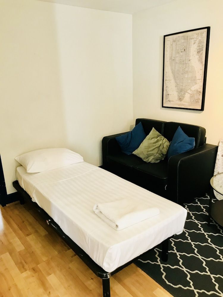 35 Swinton Street Studio 4