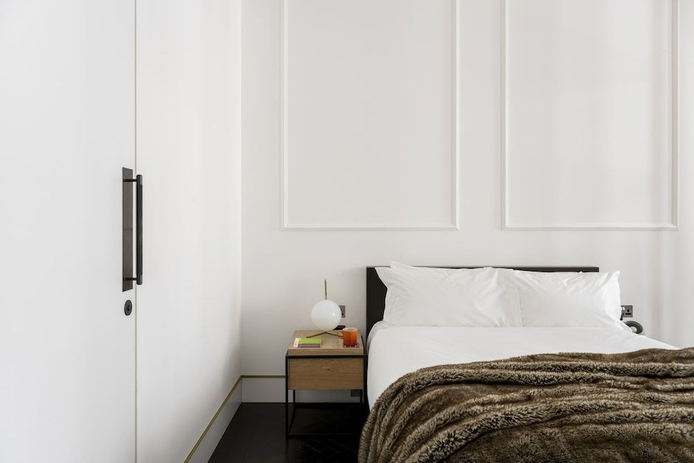 The Moorgate by Cove Large Studio Apartment 2