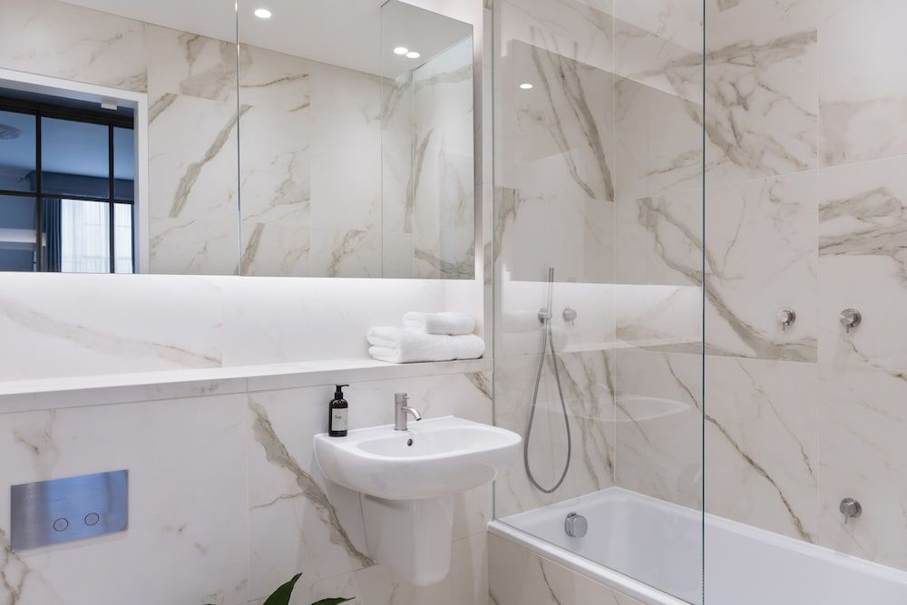 The Moorgate by Cove Large Studio Apartment 13