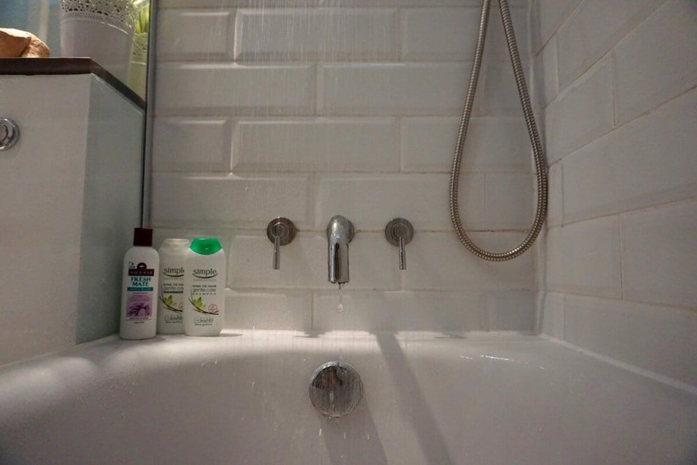 Beautiful Canalside 1-bedroom Flat With Terrace Apartment (1 Bedroom) 8