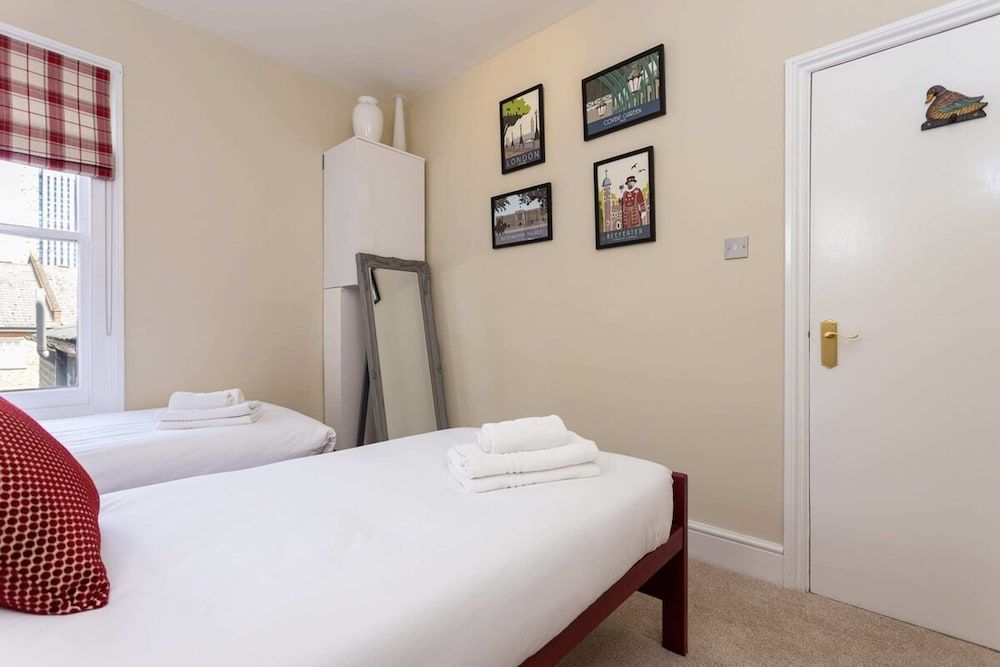 undefined Quaint 2BD Flat 9 Min Walk To Vauxhall Tube 3