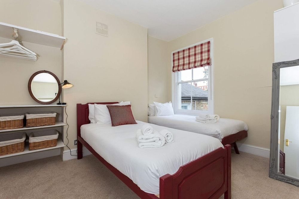 undefined Quaint 2BD Flat 9 Min Walk To Vauxhall Tube 9