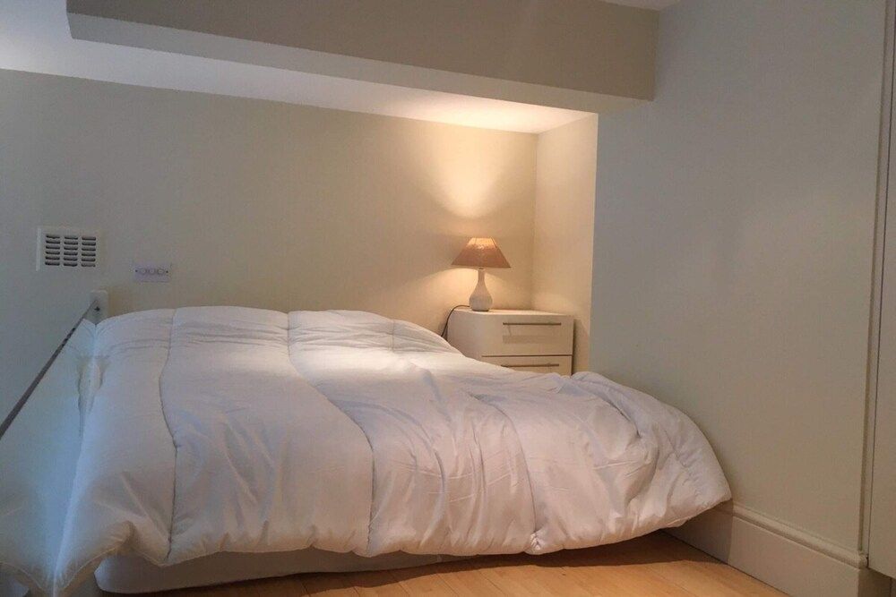 undefined Modern 1 bed Flat in Knightsbridge 8