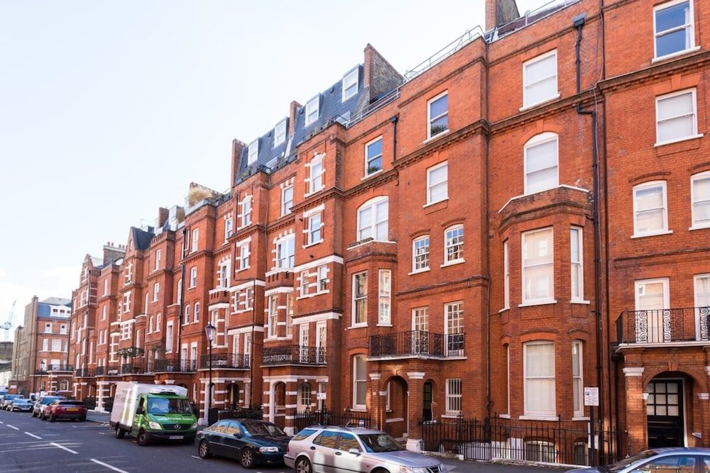 undefined Modern 1 bed Flat in Knightsbridge 2
