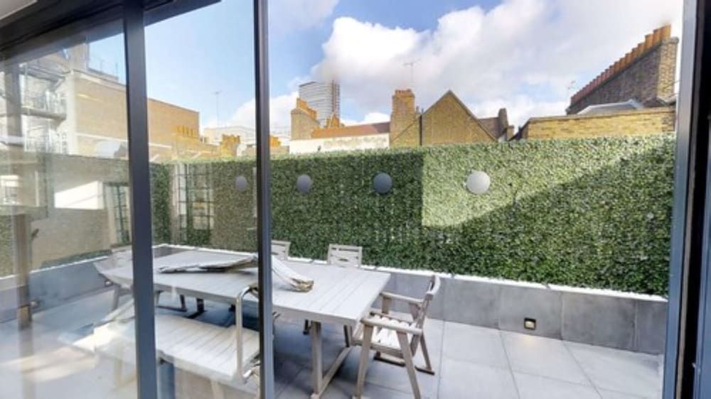 undefined Luxury Royalty Mews 8